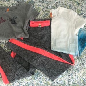 Lucy workout bundle size Medium